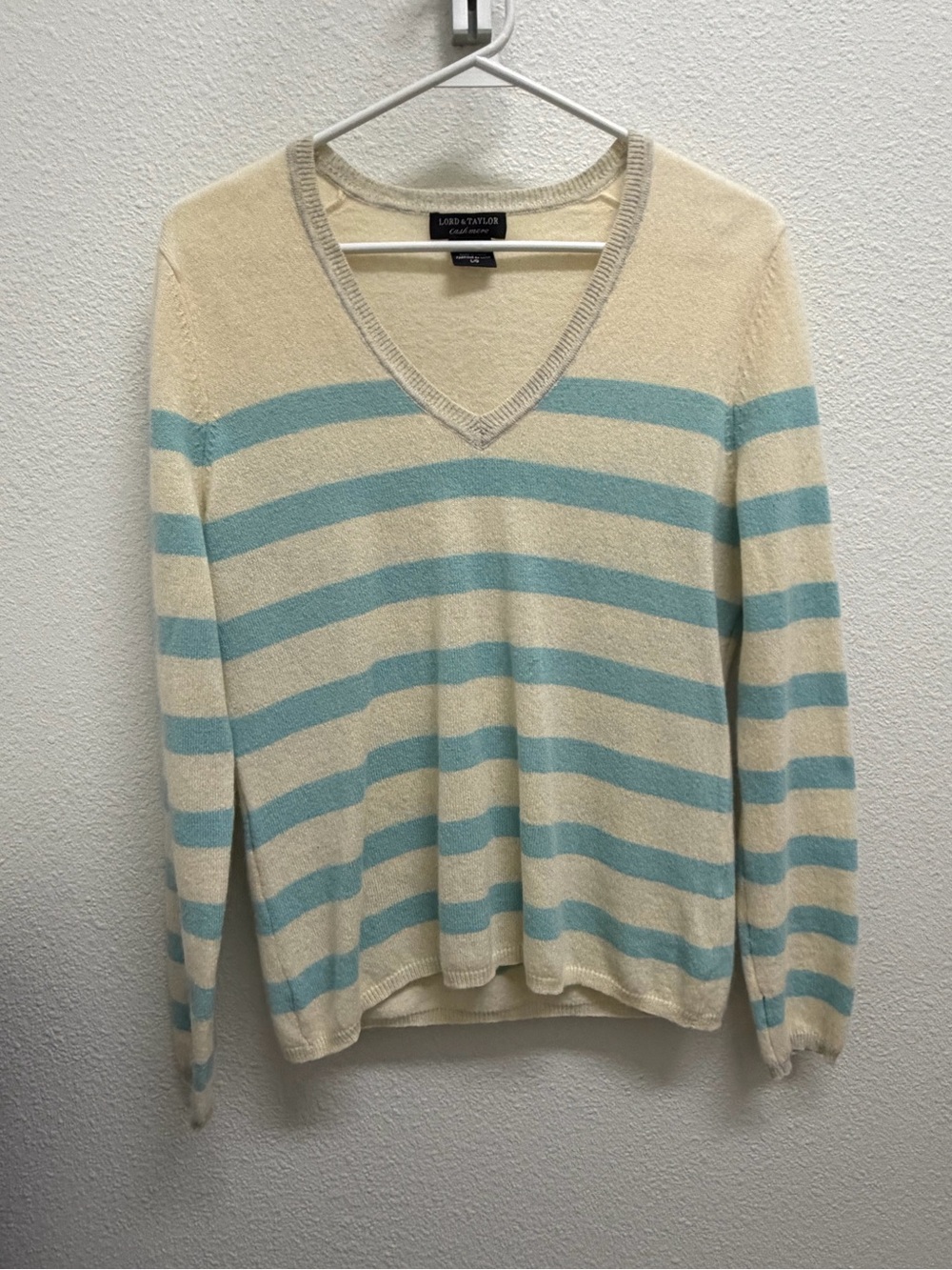 Lord & Taylor 100% Cashmere Pink Striped V-Neck Sweater L